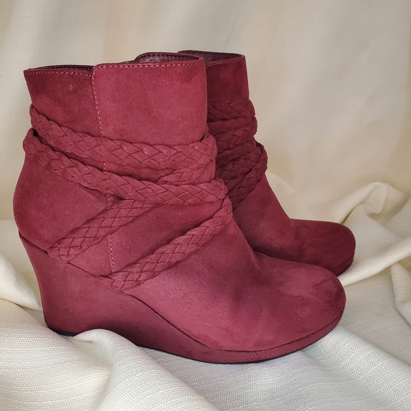 Unlisted Women's Wedges, Burgundy , 8.5 - Picture 4 of 13